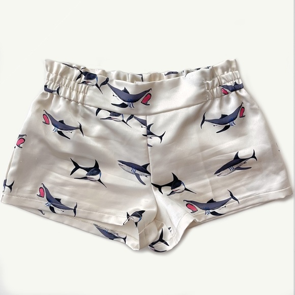 ASPEN DREAM - NWOT Silky Shark Shorts - Size XS - Picture 2 of 6